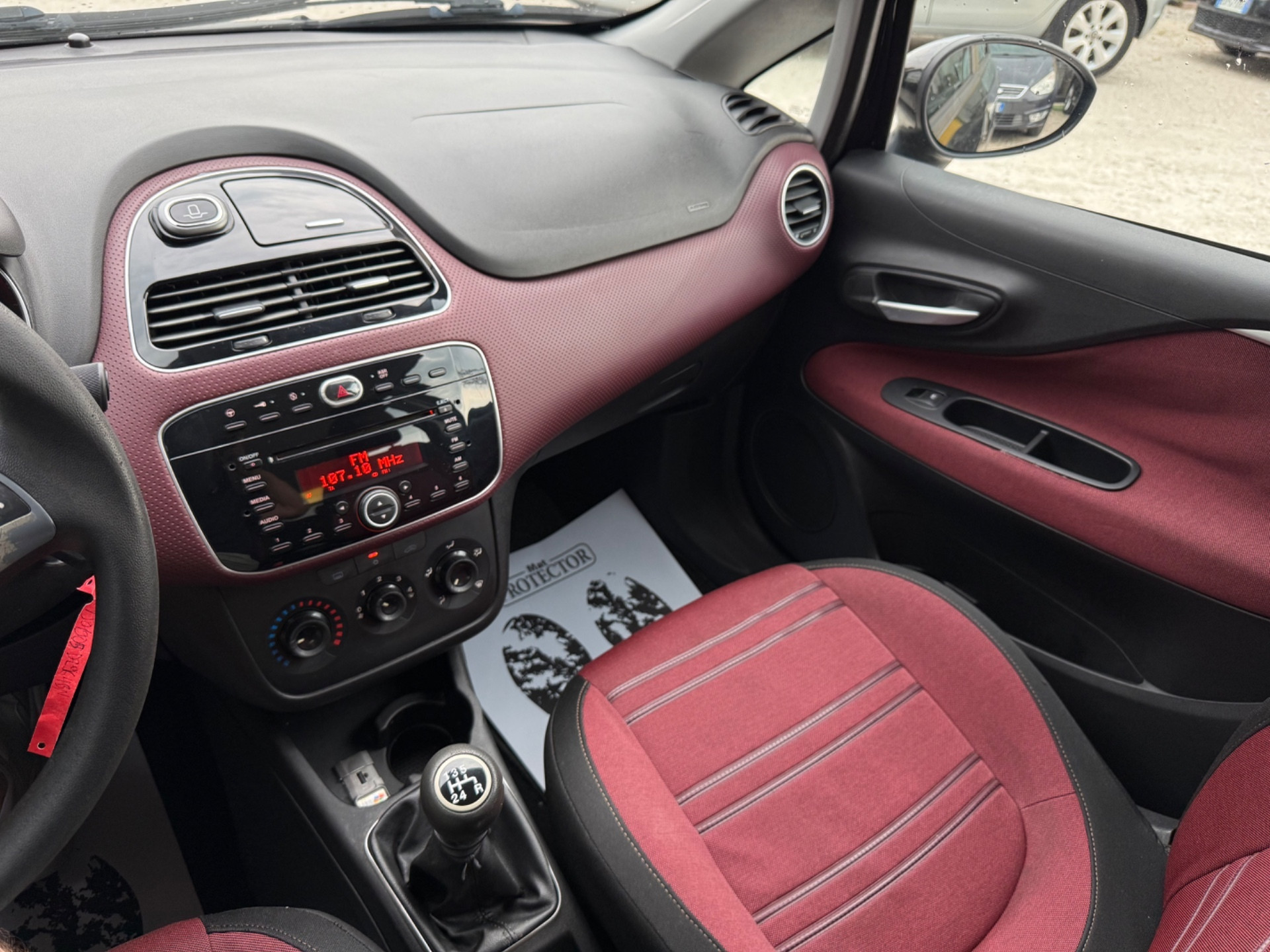 Miniatura 12